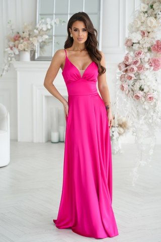 282-07 Sukienka Satynowa Z Rozcięciem Na Nodze - fuksja