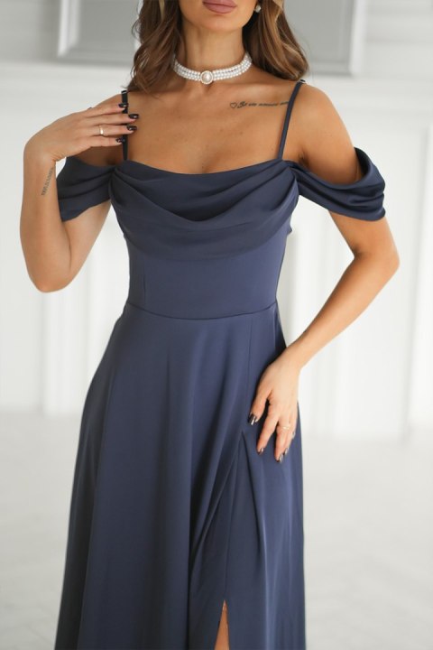 320-01 Sukienka Maxi Z Opadającymi Ramiączkami I Rozcięciem - Granatowy