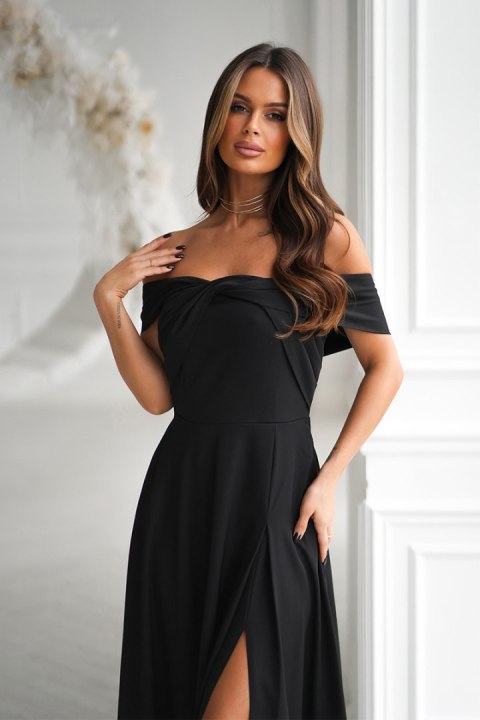 336-06 Długa Suknia Wieczorowa Z Metalicznym Połyskiem - czarny