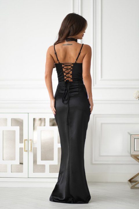 339-06 Satynowa Sukienka Maxi Z Gorsetowym Sznurowaniem - czarny