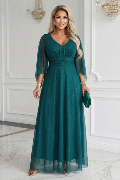 655-2 Długa połyskująca w świetle suknia z dekoltem i transparentnym rękawkiem - szmaragdowa zieleń