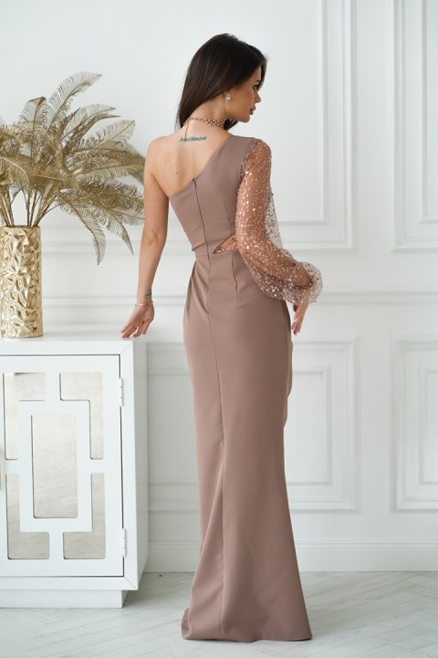 296-21 Sukienka Cekinowa Na Jedno Ramię - CAMEL