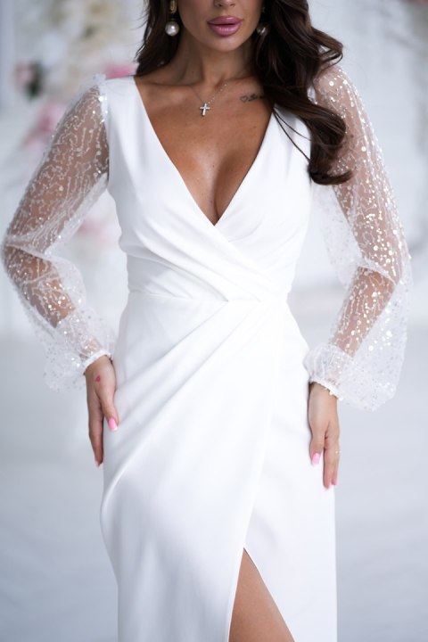 316-04 Krótka Sukienka Z Dwoma Cekinowymi Rękawami - Ecru