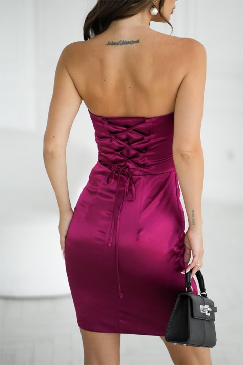 337-10 Elegancka Sukienka Satynowa Bez Ramiączek Z Drapowaną Różą - bordowy